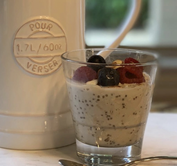 Overnight Oats With Fresh Berries